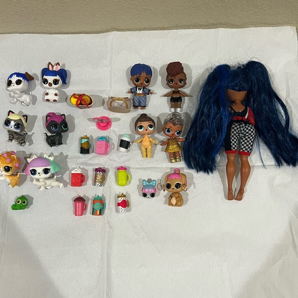 LOL surprise lots / bulk dolls and accessories - Picture 6 of 8